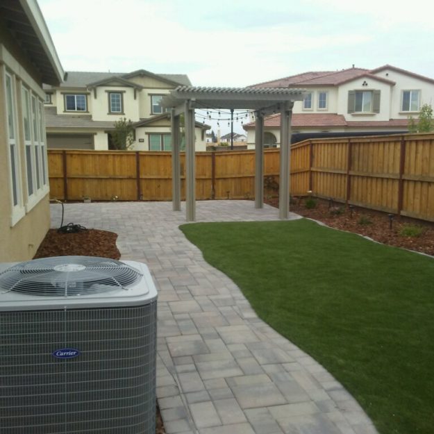Synthetic turf Sacramento